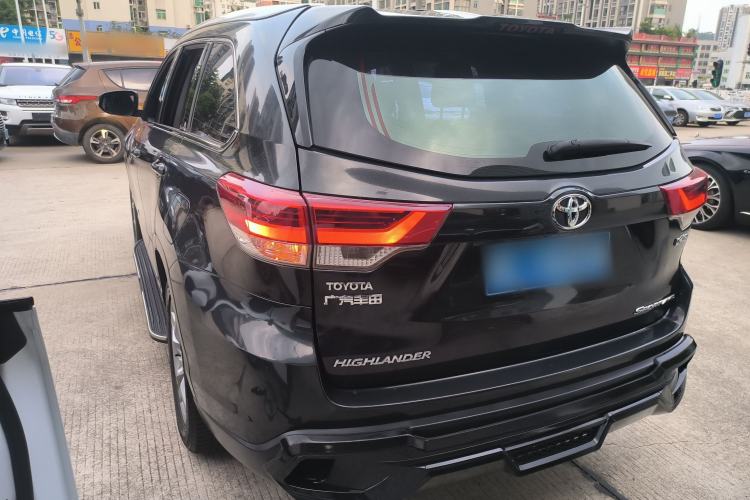 Used Toyota Highlander 2018 2.0T Four-Wheel Drive Luxury Version 7 Seats China VI Standard