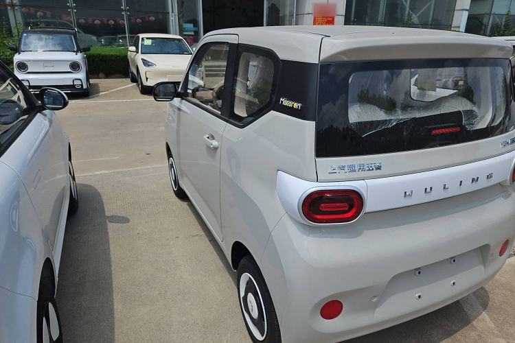 Used Wuling Hongguang MINIEV 2024 3rd Generation 215km Youth Edition
