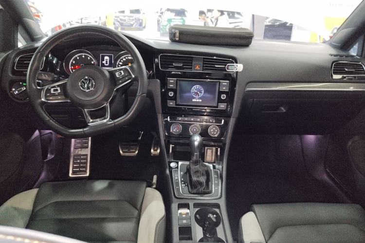 Used Volkswagen Golf 2018 280TSI Automatic R-Line Model
