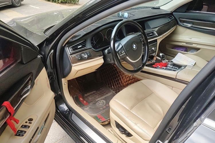 Used BMW 7 Series 2009 730Li Leading Model
