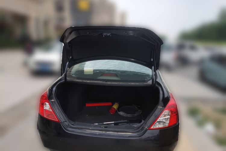 Used Nissan Sunny 2011 1.5XE CVT Comfort Edition Trunk