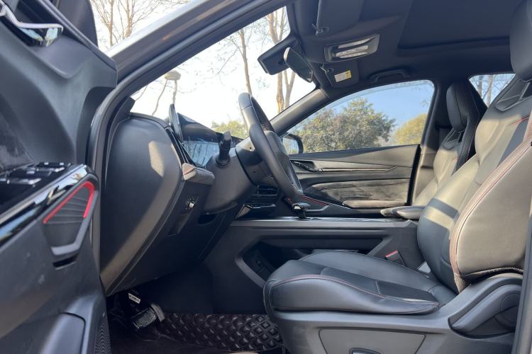 Used Oshan X5 PLUS 2023 Revised Version 1.5T DCT Navigation Edition