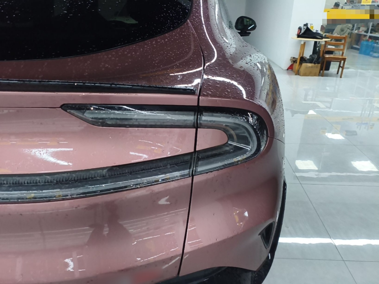 Xiaomi Auto YU7 2025 Ultra-Long Range High-Performance All-Wheel-Drive Max Edition — снимка 9
