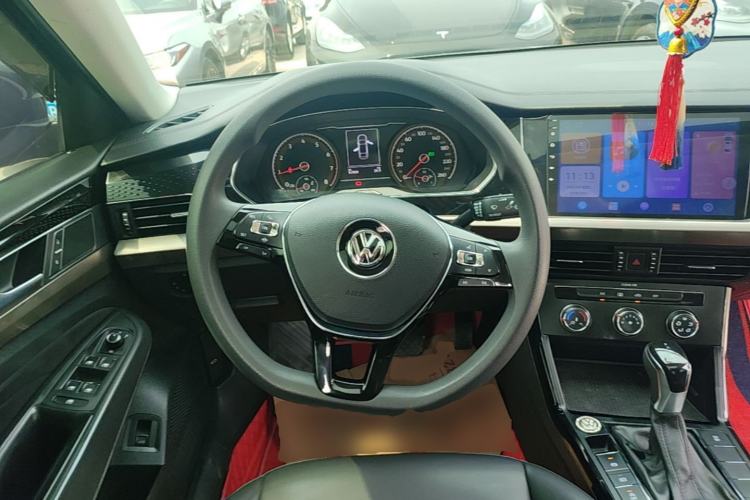 Used Volkswagen Passat 2019 280TSI Business Edition China VI Steering Wheel