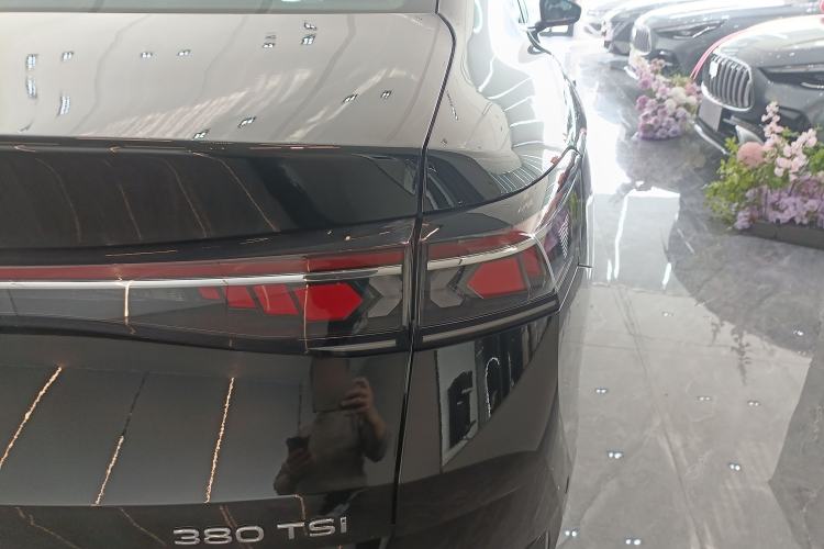 Used Volkswagen Magotan 2024 380TSI DSG Ultimate Edition
