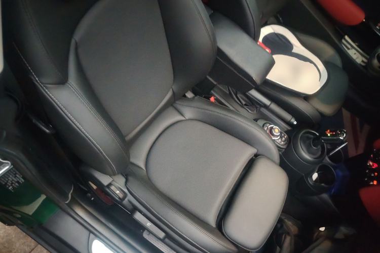 Used MINI 2021 1.5T COOPER Classic Edition Right Front Seat