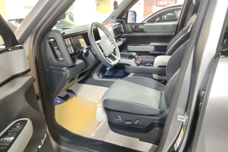 Used Formula Leopard Leopard 5 2025 TianShen Intelligent Driving Ultra Edition
