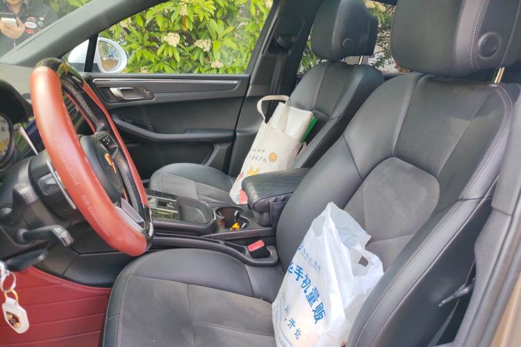 Used Porsche Macan 2014 Macan 2.0T Left Front Seat