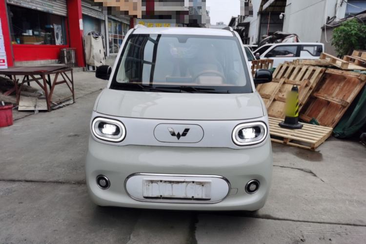 Used Wuling Hongguang MINIEV 2024 3rd Generation 215km Advanced Version
