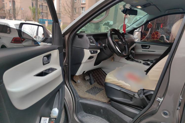 Used Huasong 7 2015 2.0T Automatic Comfort Model