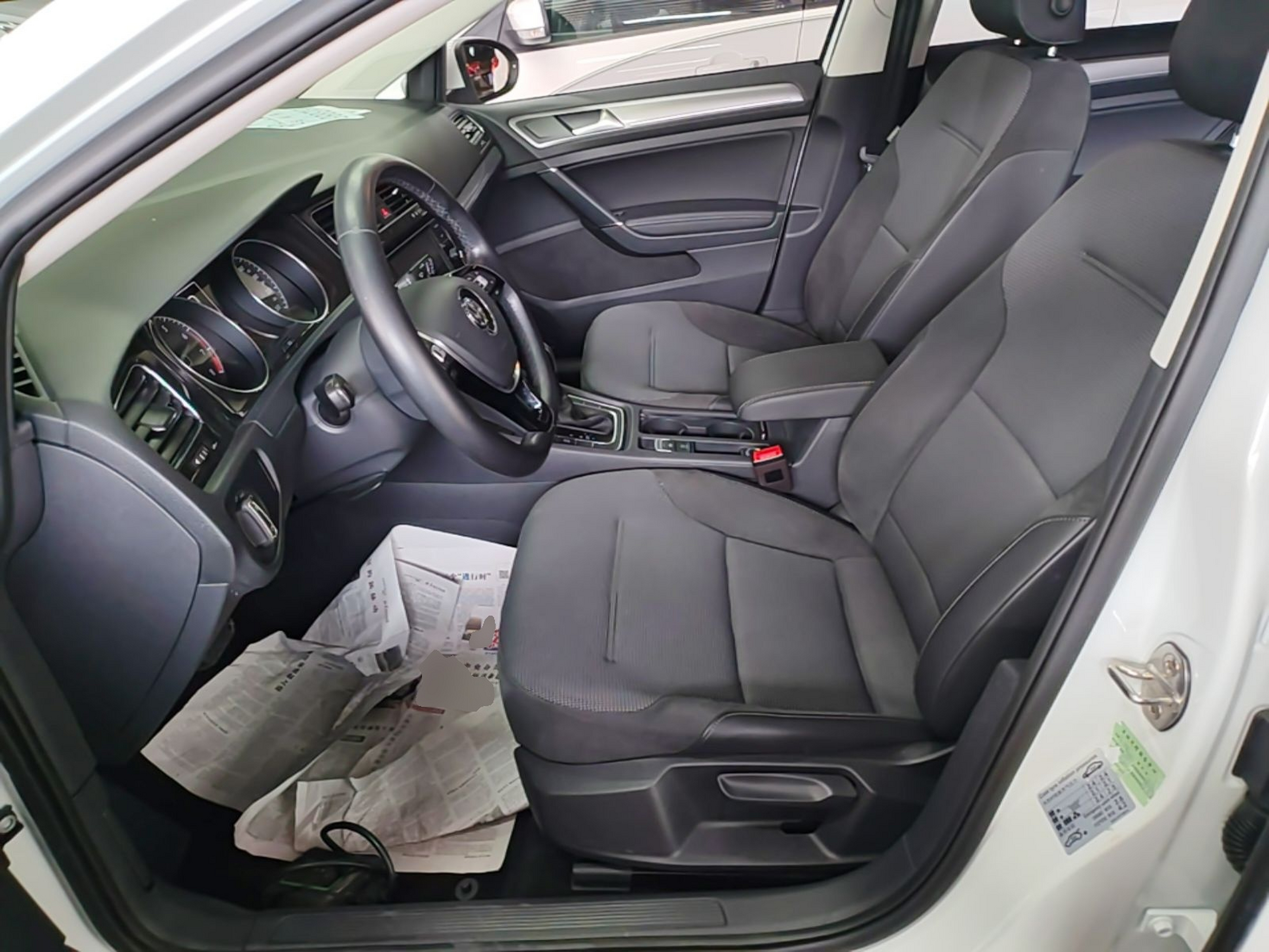 Vordere Reihe im Auto