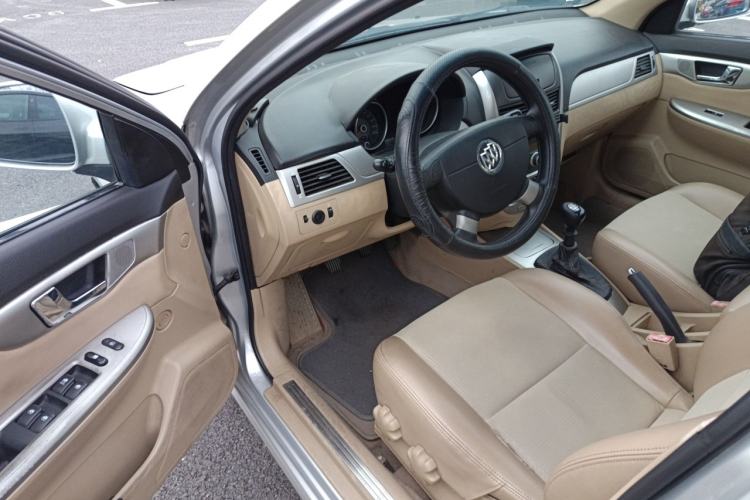 Used Buick Excelle 2013 1.5L Manual Classic Model Driver Seat
