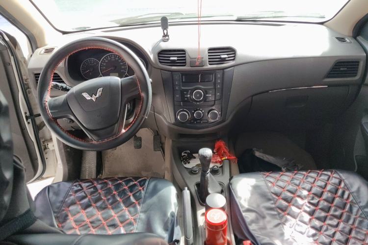 Used Wuling Hongguang 2016 1.5L Restyled S Comfort Version
