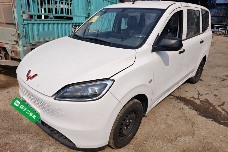 Used Wuling Hongguang New Energy 2025 Extended-Range Hybrid 50 km Standard Version