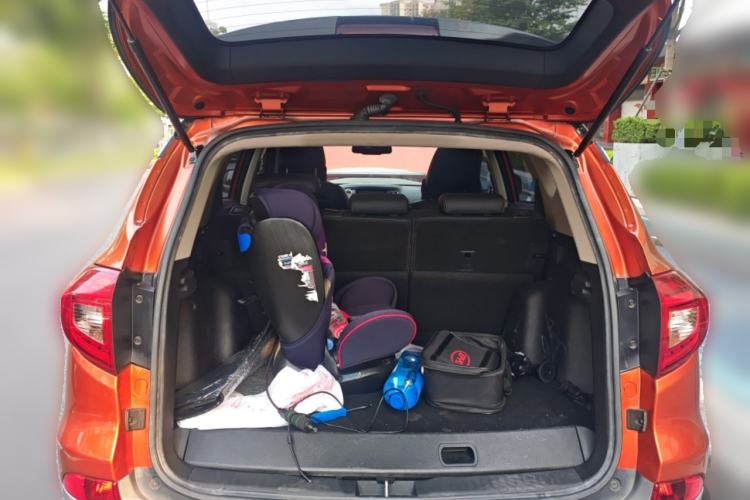 Used BYD Song New Energy 2017 Song DM 1.5TID All-Wheel Drive Luxury Model Trunk