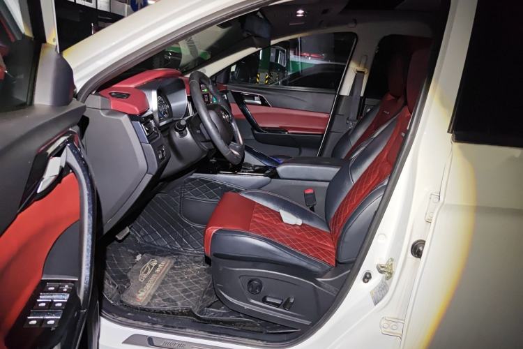 Used FORTHING T5 2018 300T DCT Smart Version Interior 3