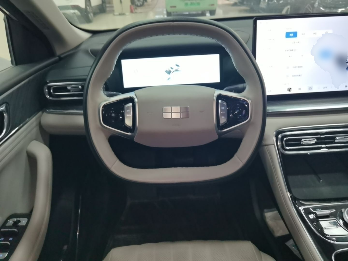 Geely Galaxy Stellar 6 2026 Model 125km Exploration+ Edition — снимка 13