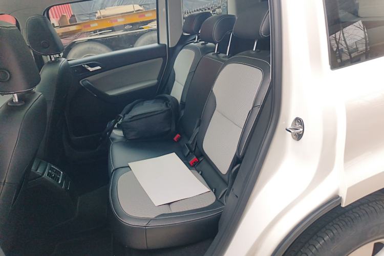 Used Skoda Yeti 2017 1.6L Manual Front-Wheel-Drive Version
