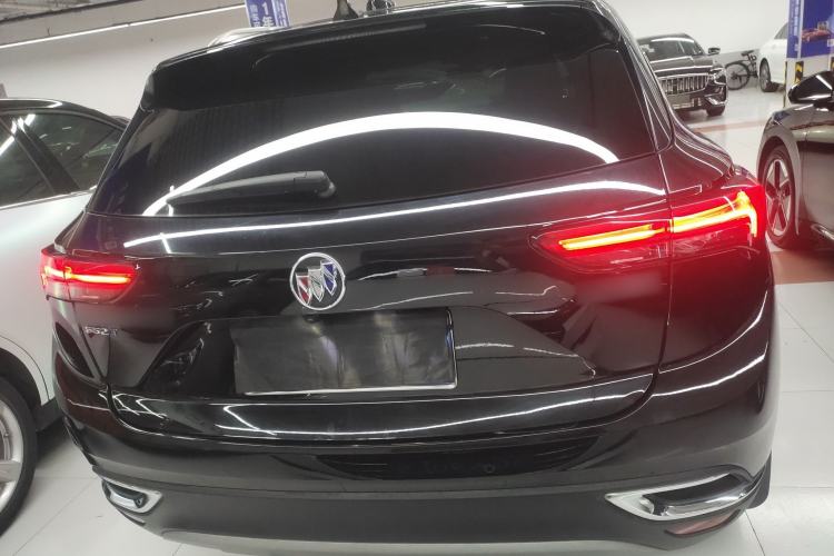 Used Buick Envision 2022 Encore S 552T Two-Wheel-Drive Luxury Model
