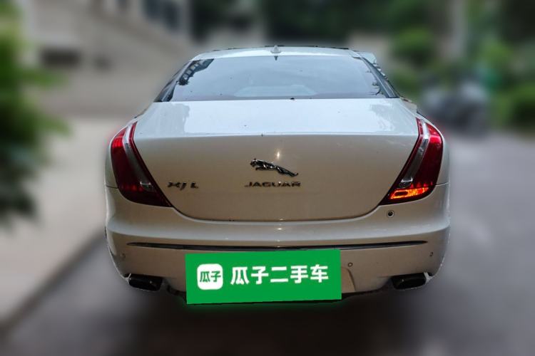 Used Jaguar XJ 2014 XJL 2.0T Two-Wheel-Drive Elegant Business Edition Rear