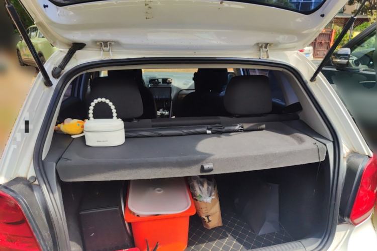 Used Volkswagen Polo 2013 1.4L Manual Fashion Edition Trunk