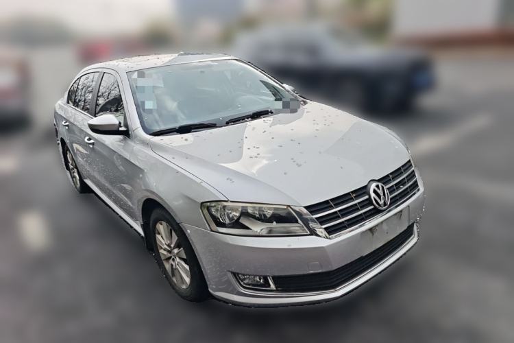 Used Volkswagen Lavida 2013 1.6L Automatic Comfort Edition Front Right 45 Deg