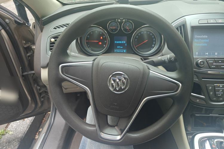 Used Buick Regal 2015 2.0L Leading Fashion Edition