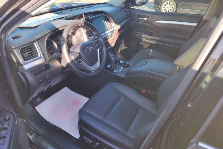 Used Toyota Highlander 2021 2.0T Four-Wheel Drive Luxury Edition 7 Seats
