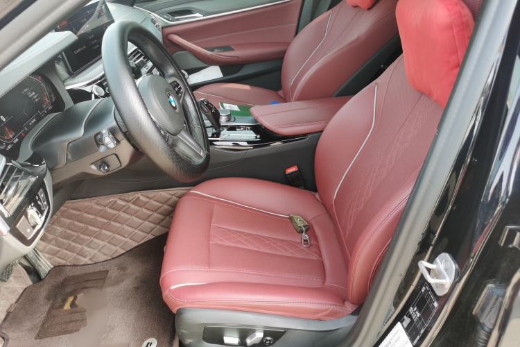 Used BMW 5 Series 2021 Facelifted 530Li Leading Edition M Sport Package Left Front Seat