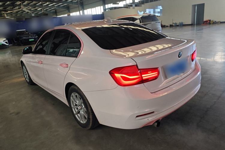Used BMW 3 Series 2016 316i Fashion Model

