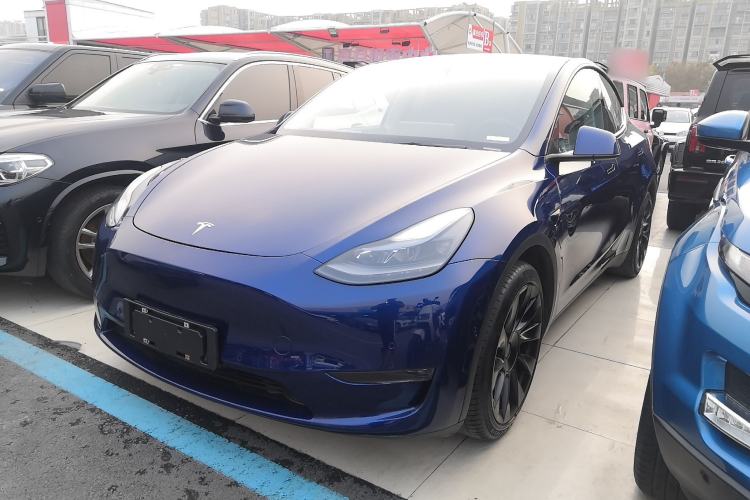 Used Tesla Model Y 2021 Long-Range All-Wheel-Drive Version