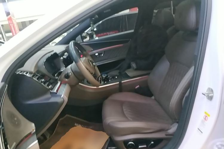 Used BYD Han 2022 EV Genesis Edition 610KM All-Wheel Drive Premium Model
