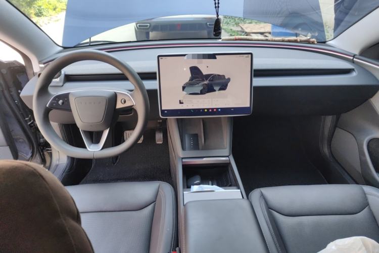 Used Tesla Model 3 2023 Rear-Wheel-Drive Version Center Console