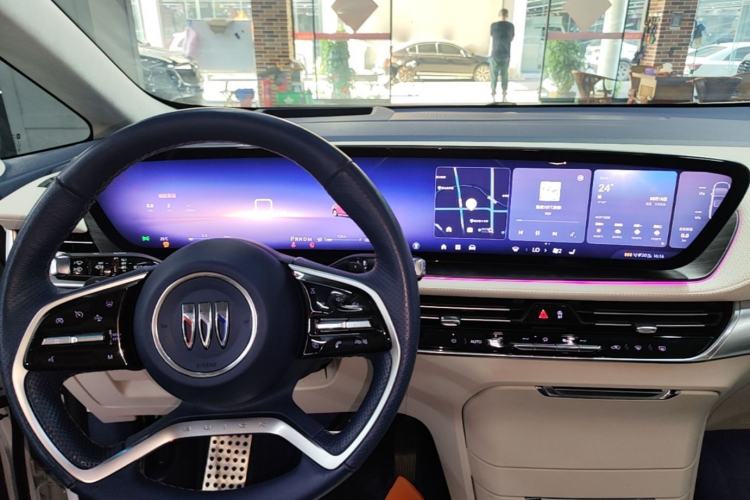 Used Buick Century 2023 2.0T Six-Seater Yinshi Edition
