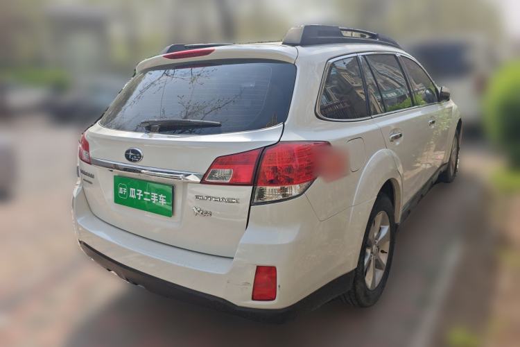 Used Subaru Outback 2013 2.5i Luxury Edition
