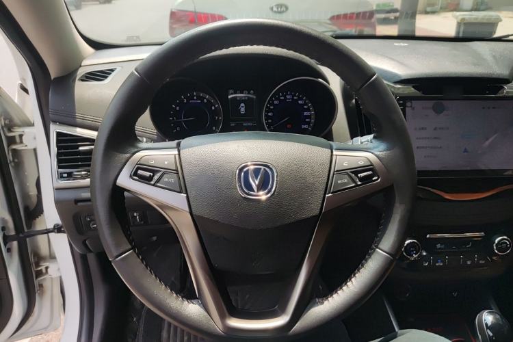Used CHANGAN Eado 2016 1.6L GDI Automatic JingShang Model Steering Wheel