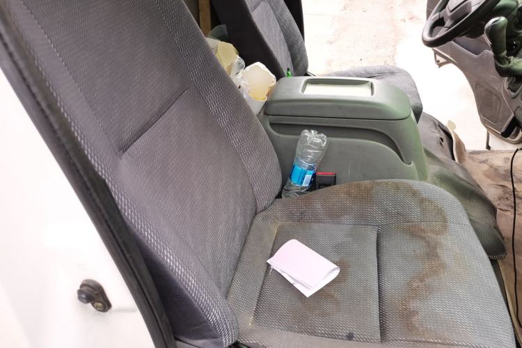 Used Foton Scenic G7 2017 2.0L Long-Wheelbase Commercial Van High Roof 2 Seats 4Q20M
