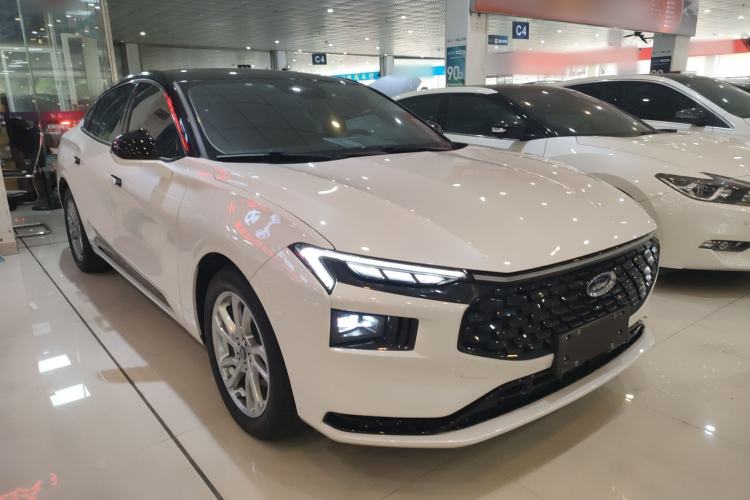 Used Ford Mondeo 2023 EcoBoost 245 Luxury Model Front Right 45 Deg