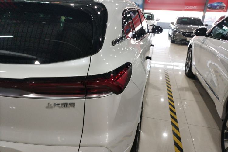 Used Buick E5 2025 Model 620KM Prestige Edition
