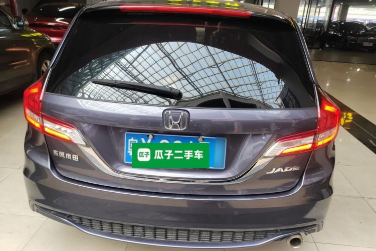 Used Honda Jade 2017 1.8L automatic Comfort version 5 seats
