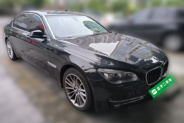 Used BMW 7 Series 2013 740Li Luxury Model Front Right 45 Deg