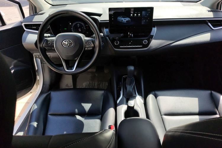 Used Toyota Corolla 2023 1.8L Smart Electric Hybrid Dual-Motor Pioneer Edition Center Console