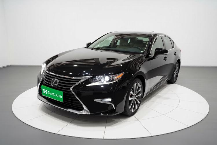 Used Lexus ES 2015 300h Comfort Edition
