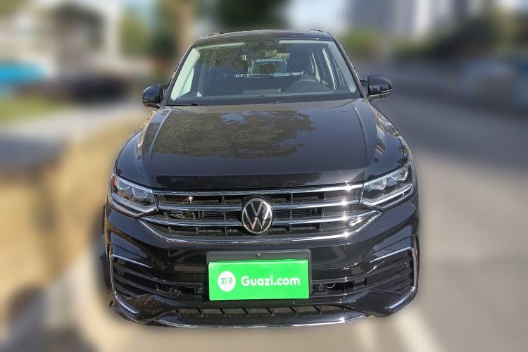 Used Volkswagen Tiguan L 2025 Model Outstanding Version 330TSI Automatic Two-Wheel Drive R-Line Longyao Edition
