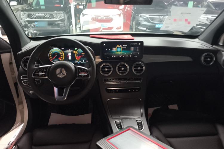 Used Mercedes-Benz GLC 2022 Facelifted GLC 260 L 4MATIC Dynamic Edition
