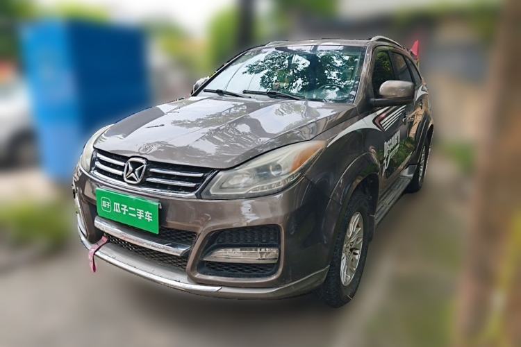 Used JMC Yusheng S350 2014 2.4T Automatic 2WD Diesel Luxury Version with Sunroof 5 Seats