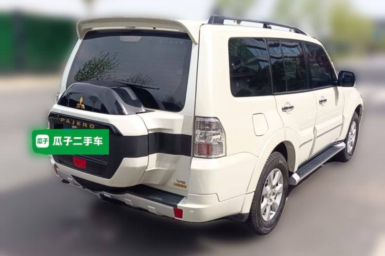 Used Mitsubishi Pajero 