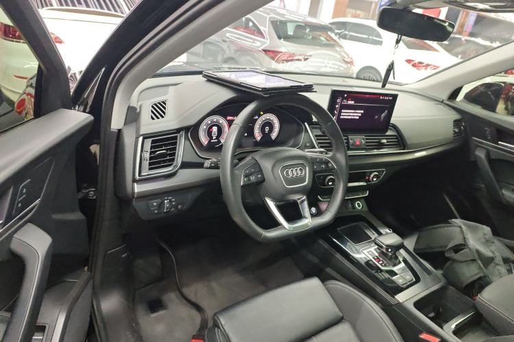 Used Audi Q5L 2022 Updated 40T Luxury Dynamic Edition