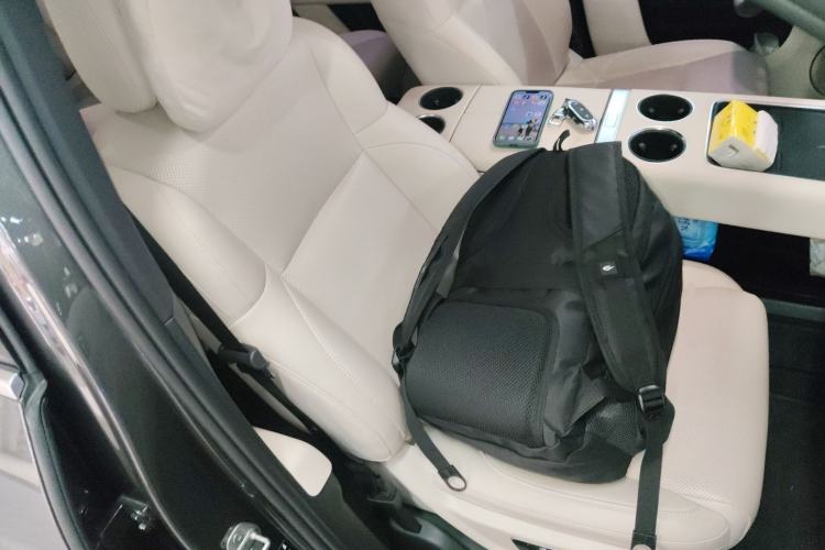 Used Li Auto L8 2023 Pro Model Right Front Seat