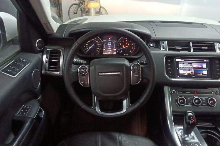 Used Land Rover Range Sport 2016 3.0 SC V6 SE Steering Wheel